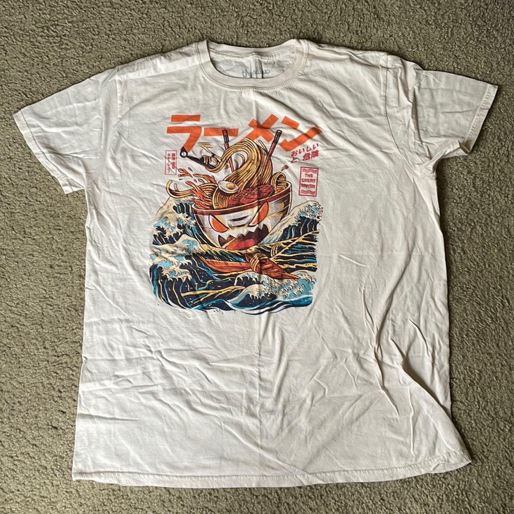 The Great Ramen comfy large tee